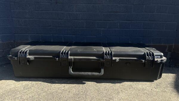 Peli IM3220 Storm Long Waterproof Protective Case with Wheels