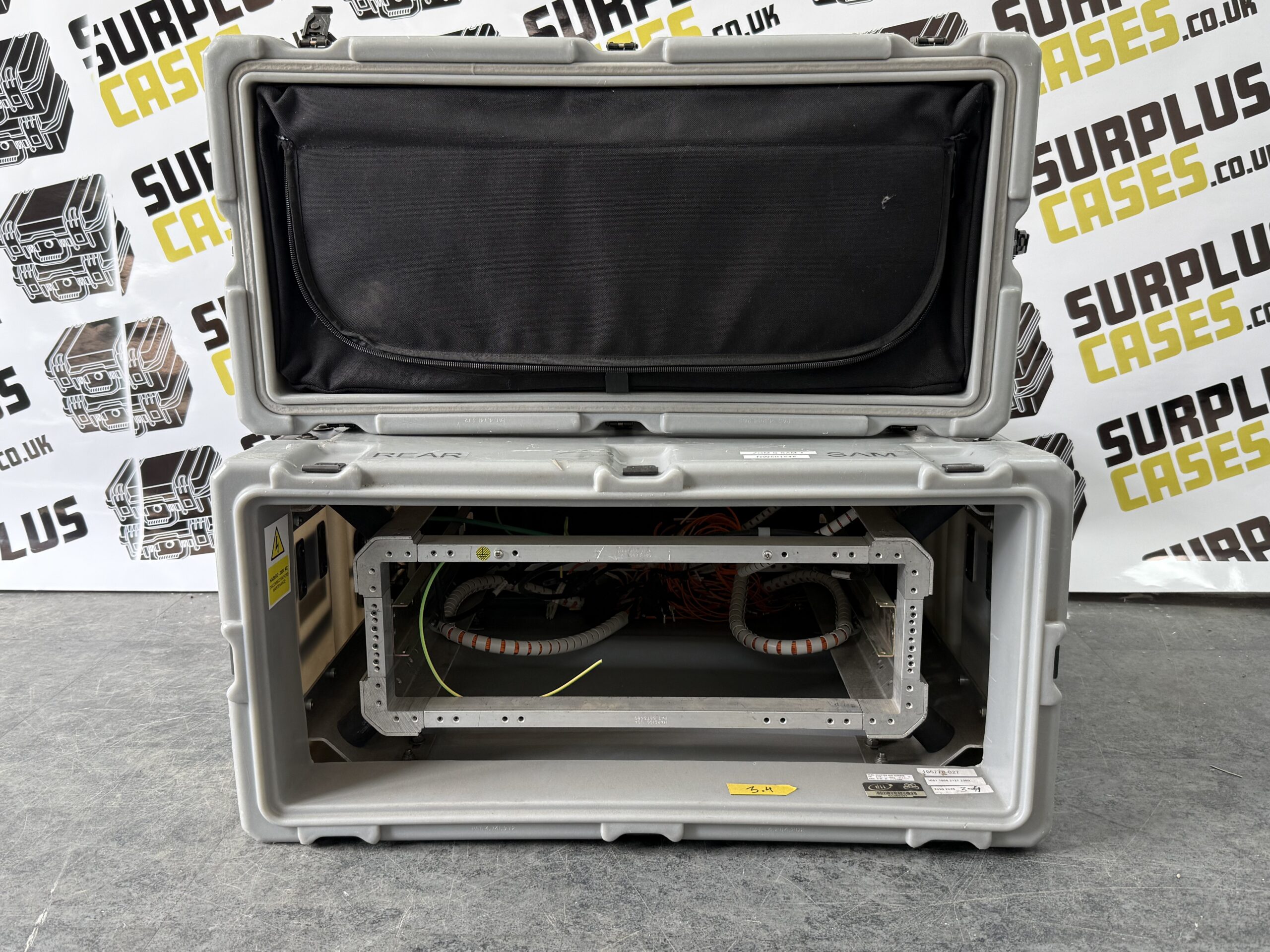 Grey ex military Peli Hardigg case, heavy duty waterproof storage case UK surplus