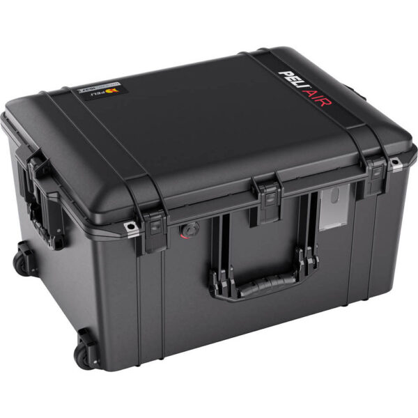 Peli 1637 Air Case with Wheels — front view
