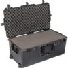 Peli 1646 Air Case with Wheels — packaging and case closed