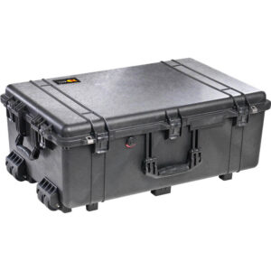 Peli 1650 Protector Case with Wheels — front view