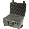 Peli Storm iM2620 Case with Wheels — handle and latch detail